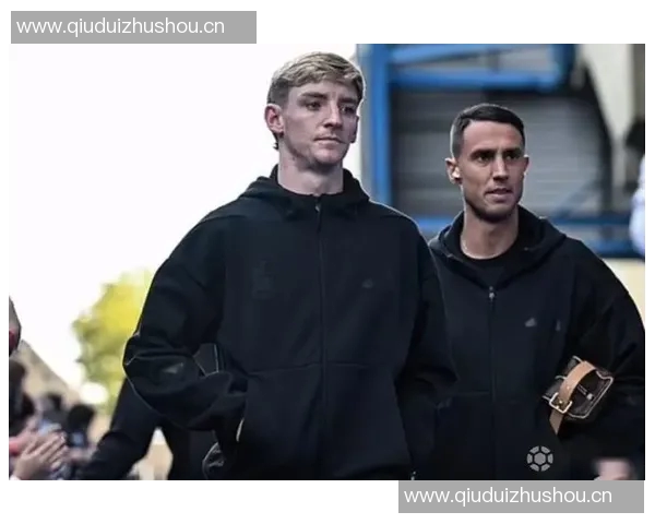 希勒：埃迪-豪是否会因为纽卡近况不佳而丢工作？绝对不可能